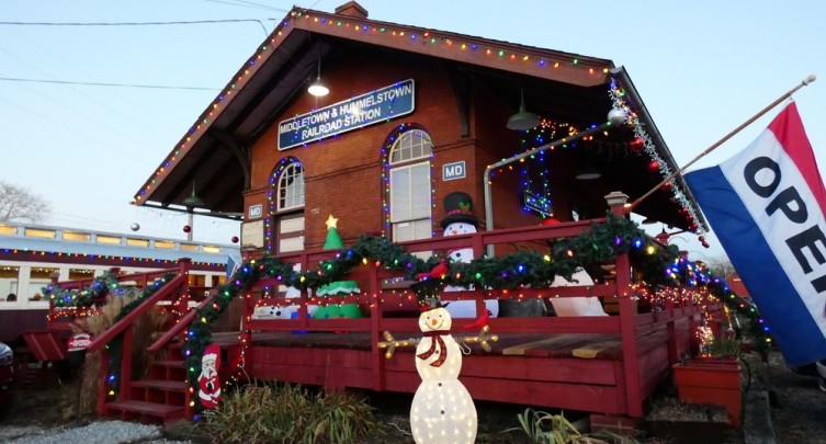 Polar Bear Express - Ride With Santa!